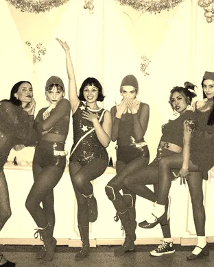 Live concert by Gelli Haha