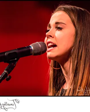 Sierra Hull Chapel Hill